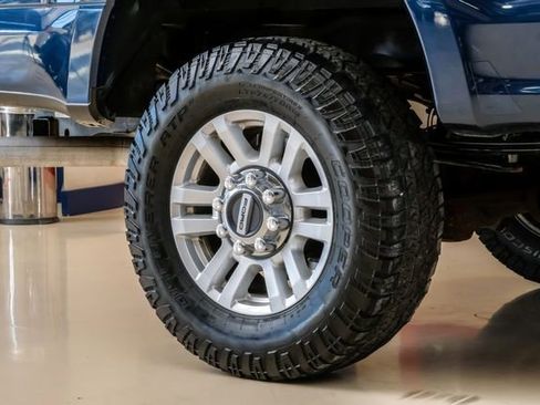 Used 2018 Ford F250 XLT image 46