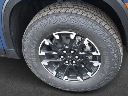 New 2026 Chevrolet Traverse Z71 w/ Driver Confidence Package image 12