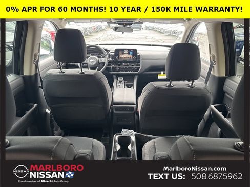 New 2025 Nissan Pathfinder SV w/ SV Premium Package image 23