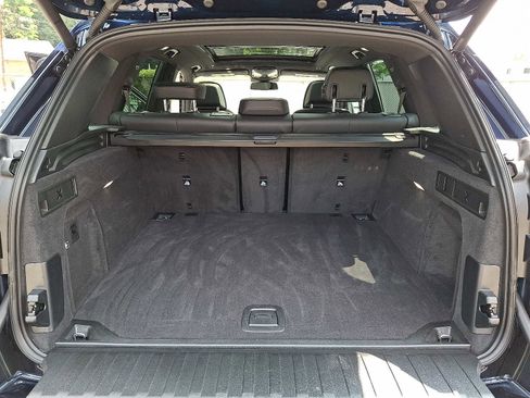Used 2025 BMW X5 M60i w/ Executive Package image 28