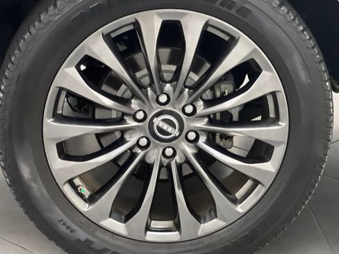 Used 2022 Nissan Armada Platinum w/ Captain's Chairs Package RWD image 92