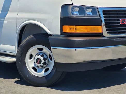 Used 2025 GMC Savana 2500 w/ Driver Convenience Package RWD image 9