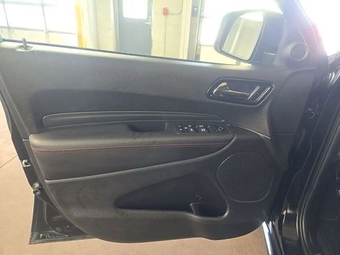 Used 2025 Dodge Durango R/T AWD/4WD image 9