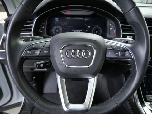Used 2023 Audi Q7 2.0T Premium Plus w/ Premium Plus Package AWD/4WD image 22