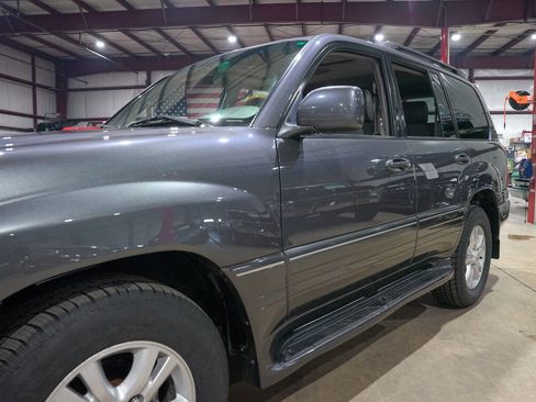 Used 2005 Lexus LX 470 4WD image 34