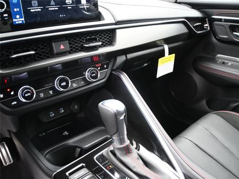 Certified 2025 Acura ADX A-Spec image 4