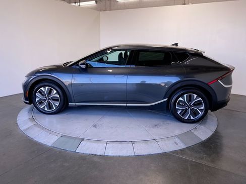 Certified 2024 Kia EV6 Light RWD image 2