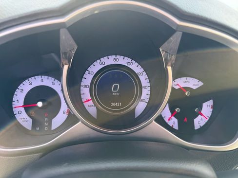 Used 2011 Cadillac SRX Luxury image 19