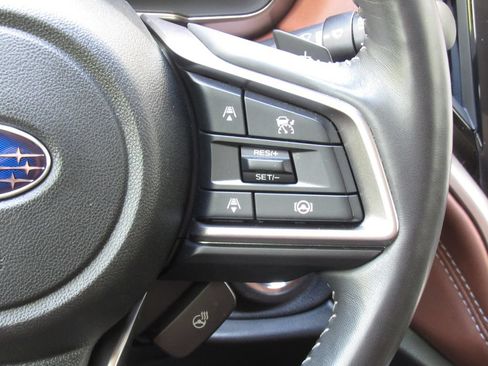 Used 2023 Subaru Outback Touring AWD/4WD image 27