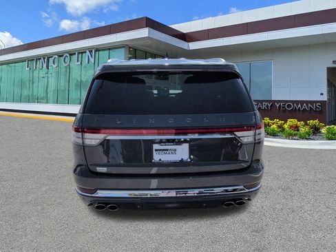 Used 2022 Lincoln Aviator Black Label w/ Dynamic Handling Package AWD/4WD image 6