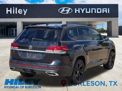 Used 2022 Volkswagen Atlas SE FWD image 4