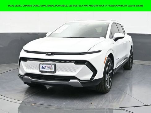 New 2025 Chevrolet Equinox EV LT image 3