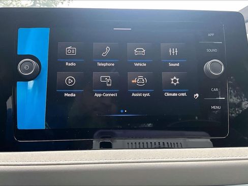 New 2026 Volkswagen Taos SE FWD image 20