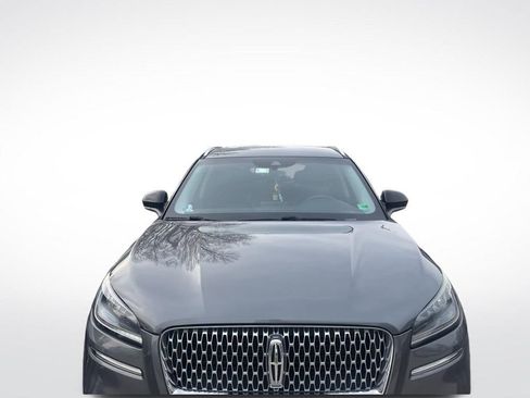 Used 2021 Lincoln Corsair Standard w/ Rear Removable Package Tray image 2