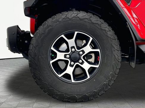 Used 2022 Jeep Wrangler Unlimited Rubicon w/ Steel Bumper Group AWD/4WD image 9
