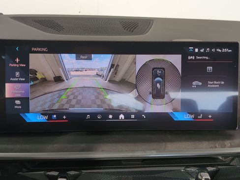 New 2026 BMW X5 sDrive40i image 25