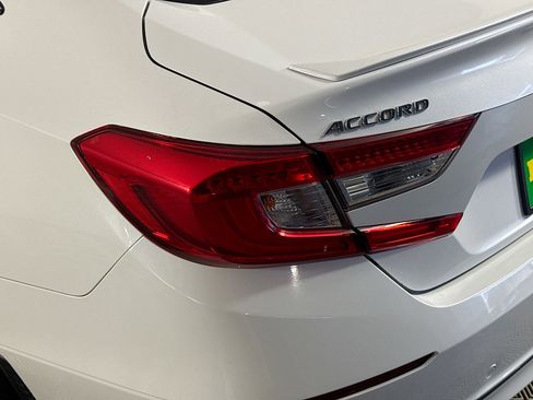 Used 2020 Honda Accord Sport image 36