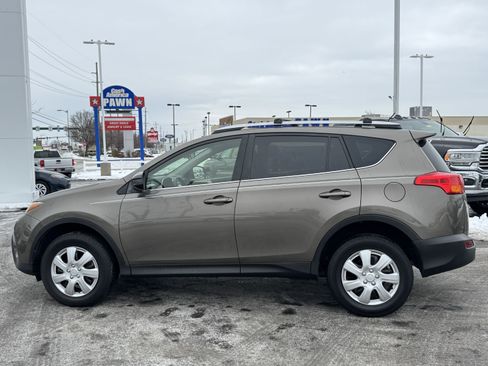 Used 2014 Toyota RAV4 LE image 13