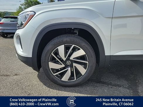 New 2026 Volkswagen Atlas SE image 7