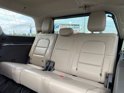 Used 2023 Lincoln Navigator Reserve w/ Equipment Group 201A AWD/4WD image 18