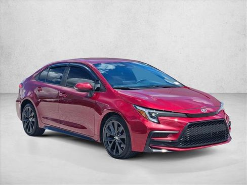 Used 2023 Toyota Corolla SE FWD image 3