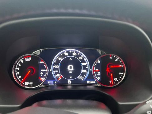 Used 2022 GMC Acadia Denali image 11