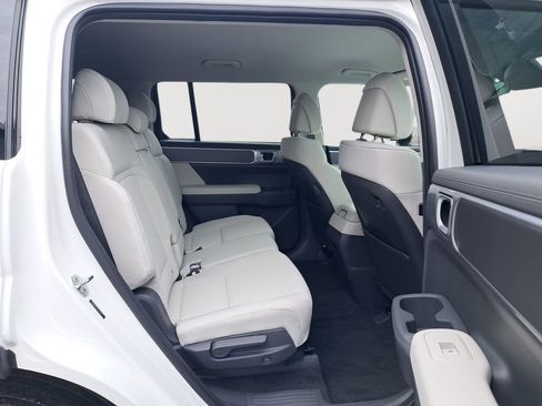 New 2026 Hyundai Santa Fe SE AWD/4WD image 16