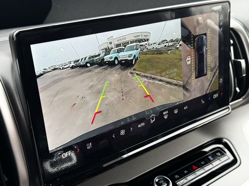 New 2026 Ford Expedition Active image 18