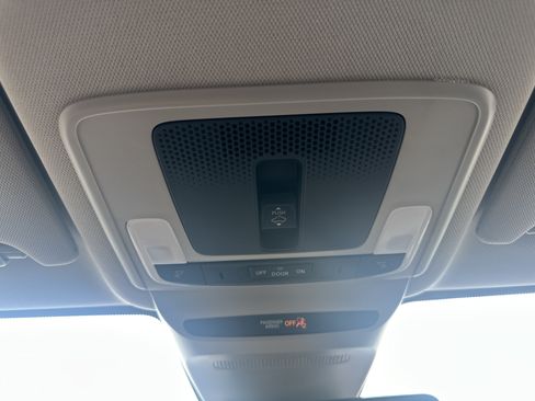 Certified 2024 Honda HR-V EX-L image 30