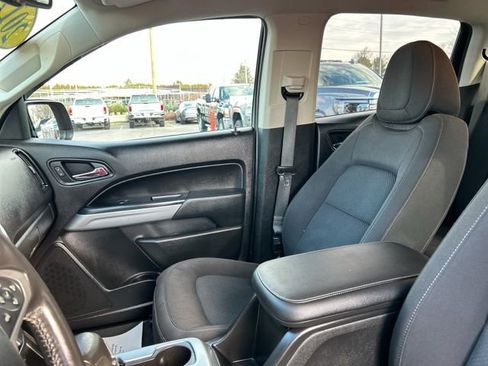 Used 2019 Chevrolet Colorado LT w/ LT Convenience Package image 31