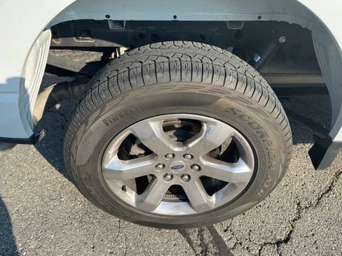 Used 2023 Ford F150 Lariat w/ Equipment Group 502A High AWD/4WD image 5