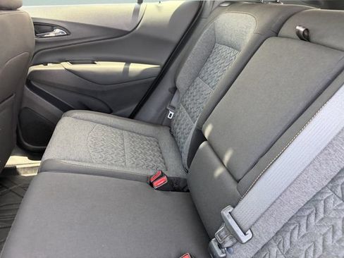 Used 2023 Chevrolet Equinox LT FWD image 22