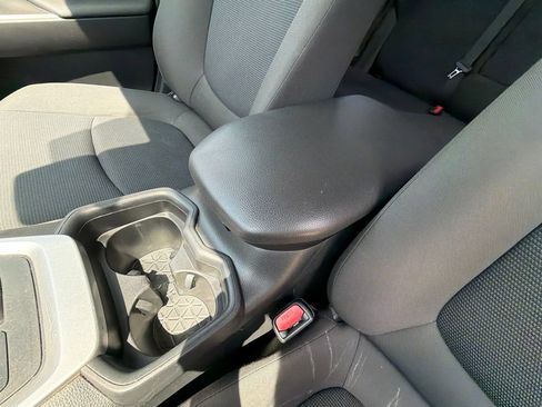Used 2020 Toyota RAV4 LE w/ All Weather Liner Package AWD/4WD image 19