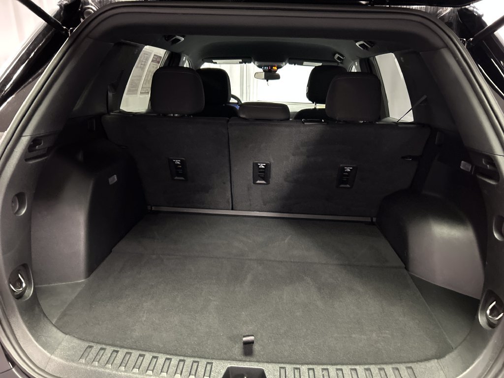 Used 2026 Chevrolet Equinox LT FWD image 23