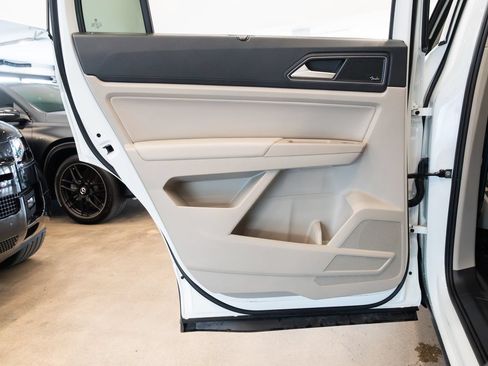 Used 2018 Volkswagen Atlas SEL Premium AWD/4WD image 21