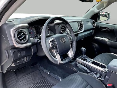 Used 2023 Toyota Tacoma 4x4 Double Cab w/ Trail Edition image 17