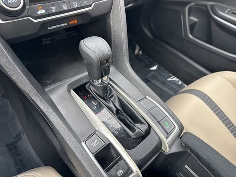 Used 2020 Honda Civic LX image 15