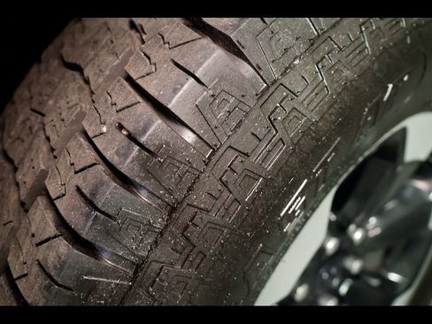 Used 2019 RAM 1500 Rebel image 11