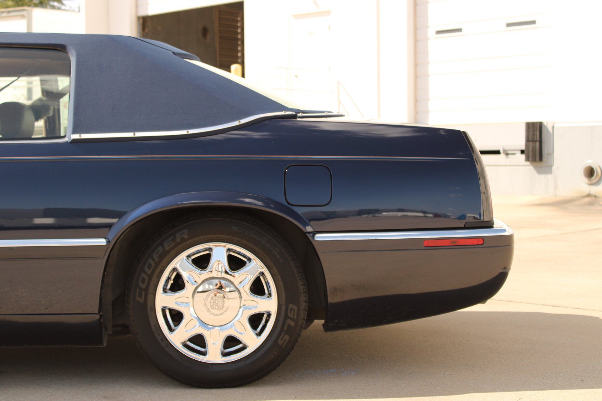Used 1997 Cadillac Eldorado w/ Leather/Lumbar Pkg FWD image 29