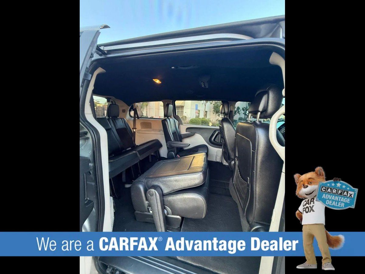 Used 2018 Dodge Grand Caravan SXT FWD image 47