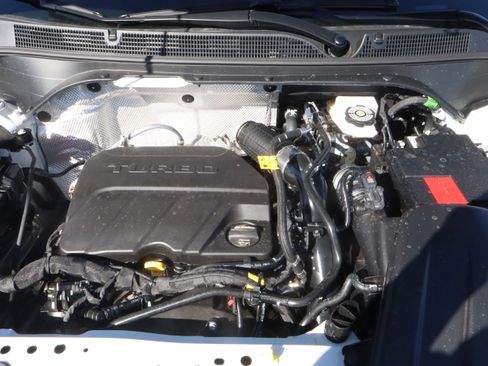 New 2026 Buick Envista Avenir image 18