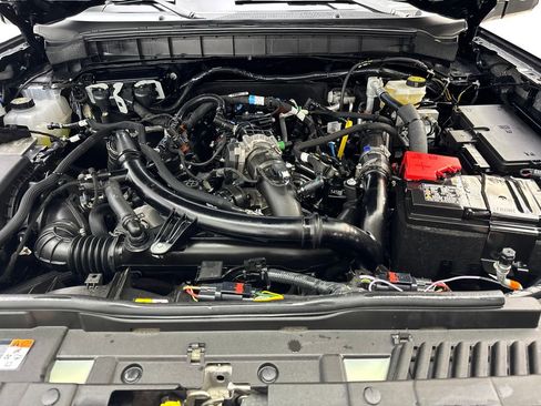 Used 2025 Ford Bronco Heritage Edition AWD/4WD image 76