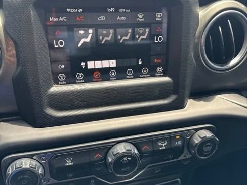 Used 2019 Jeep Wrangler Unlimited Sahara AWD/4WD image 20