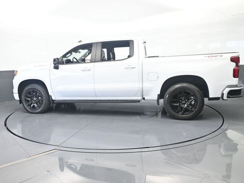 Used 2023 Chevrolet Silverado 1500 RST w/ Convenience Package II AWD/4WD image 3