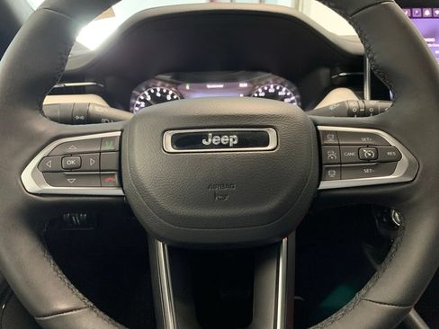 Certified 2024 Jeep Compass Limited AWD/4WD image 15