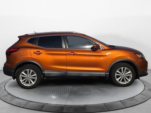 Used 2017 Nissan Rogue Sport SV w/ SV Premium Package image 6