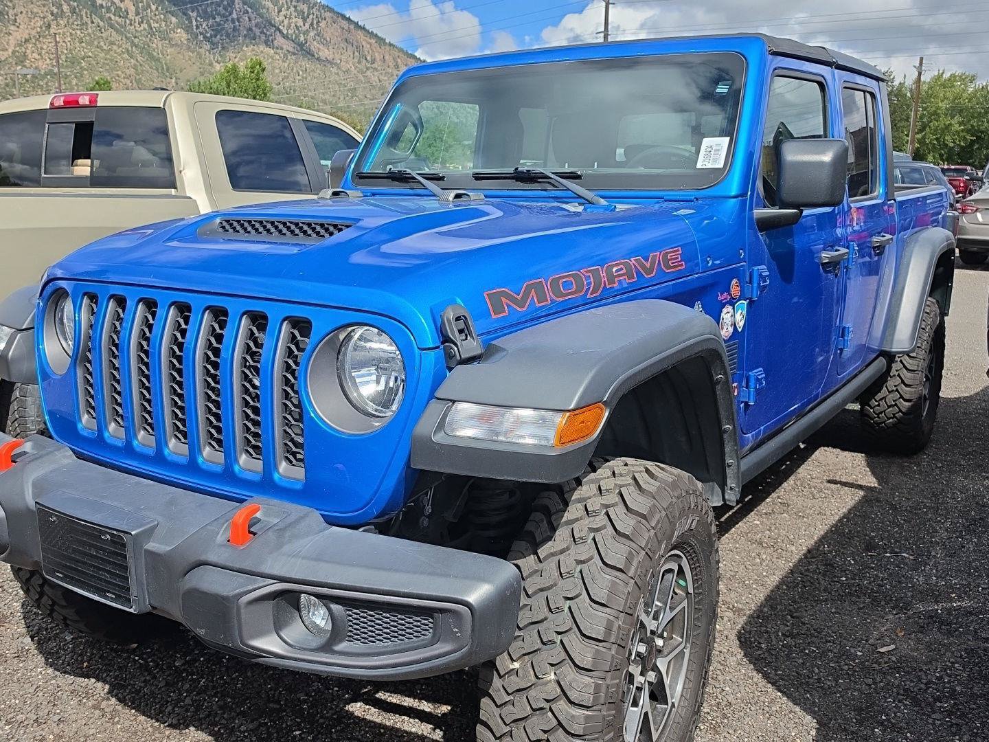 Certified 2022 Jeep Gladiator Mojave AWD/4WD image 1
