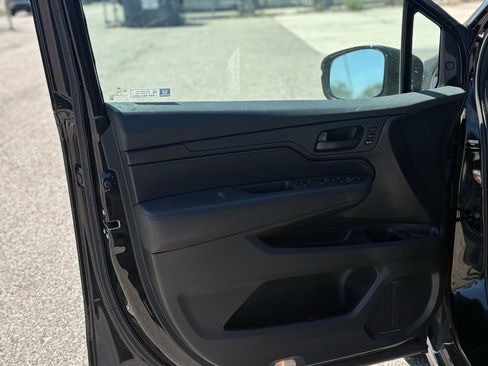 Used 2024 Honda Odyssey Sport image 10