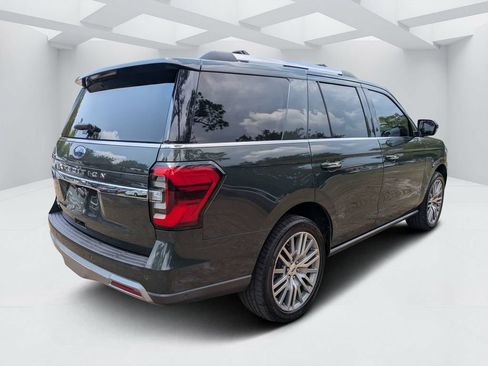 Used 2022 Ford Expedition Limited RWD image 3