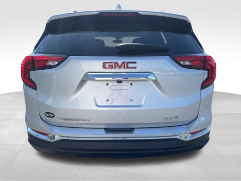 Used 2020 GMC Terrain SLT w/ Preferred Package AWD/4WD image 7